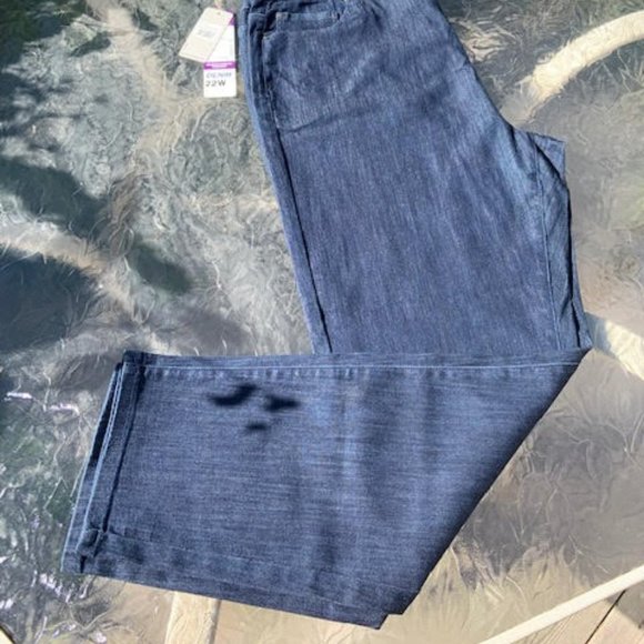 Blueberry Plus size 22W Jeans BNWT - Picture 2 of 11